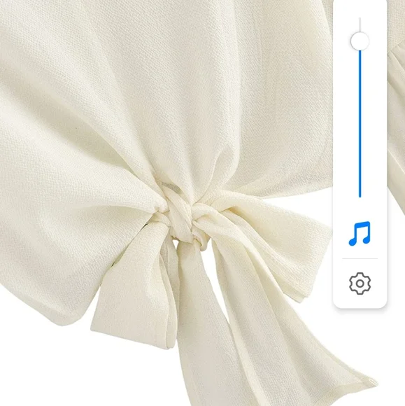 Beautiful blouse - Picture 3 of 8